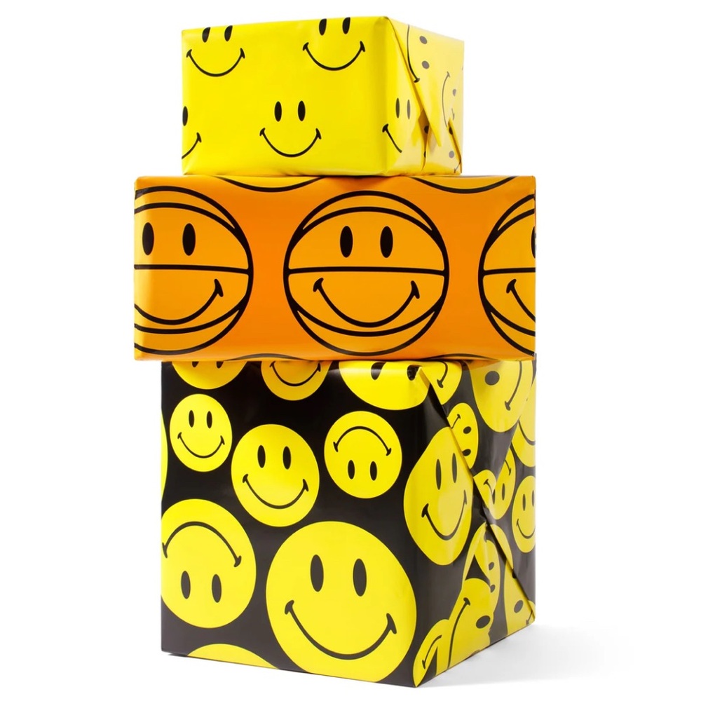 MARKET X SMILEY® GIFT WRAPPING PAPER 3-
PACK